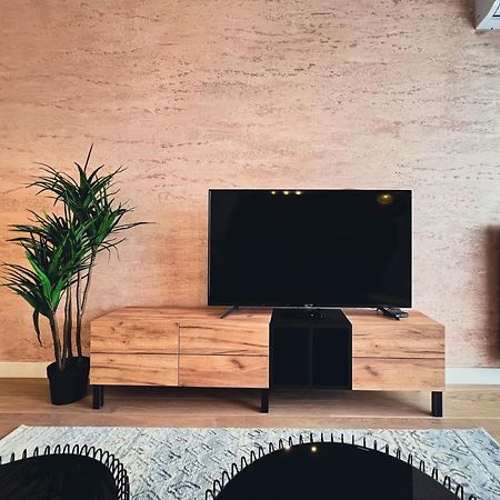 Waterfront Luxury Suites Beograd Eksteriør billede