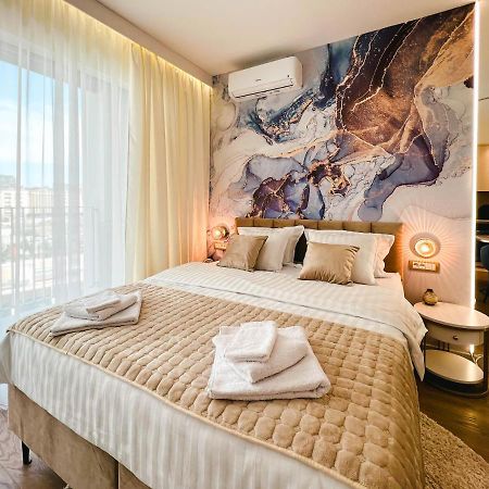 Waterfront Luxury Suites Beograd Eksteriør billede