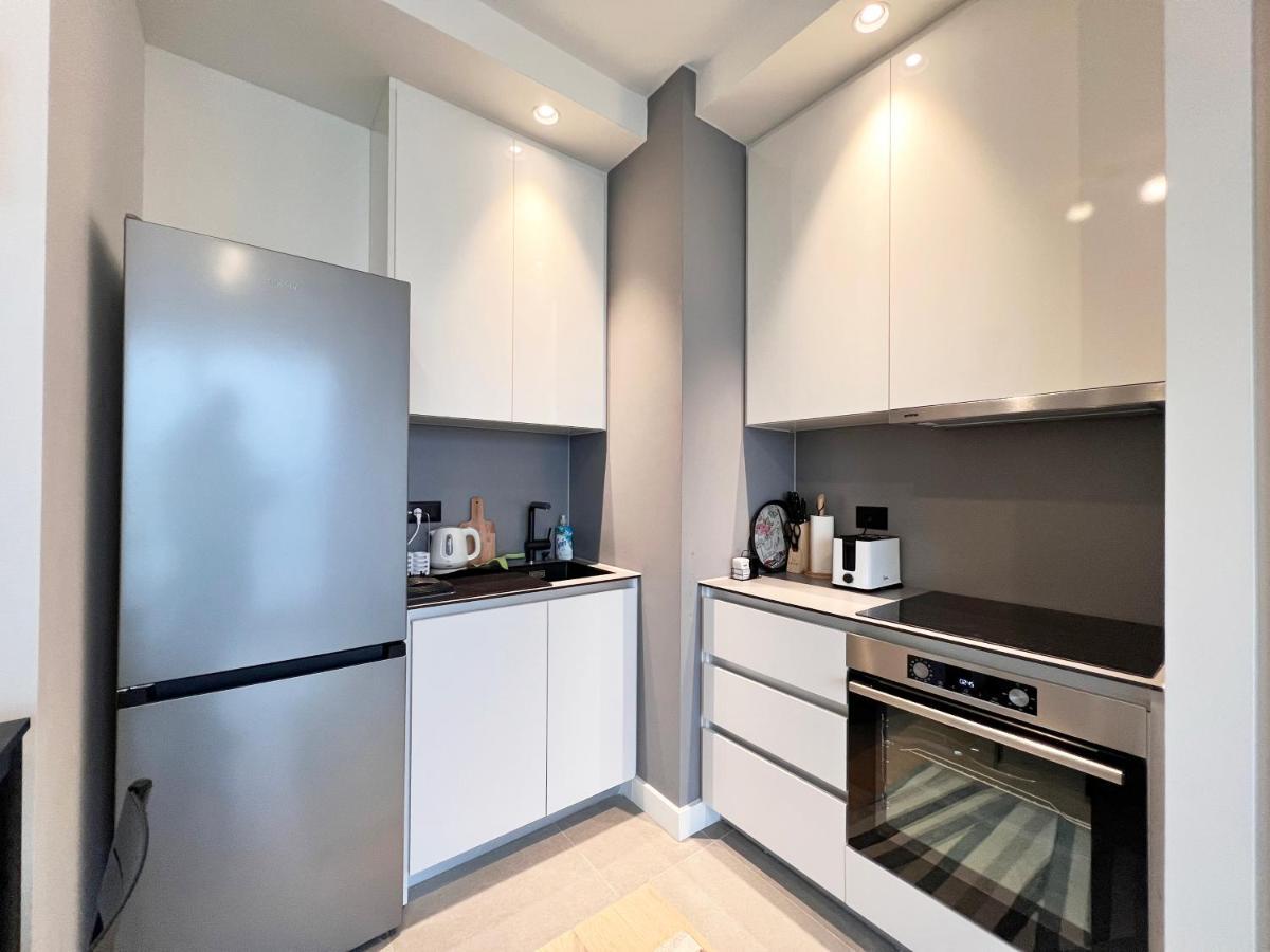 Waterfront Luxury Suites Beograd Eksteriør billede