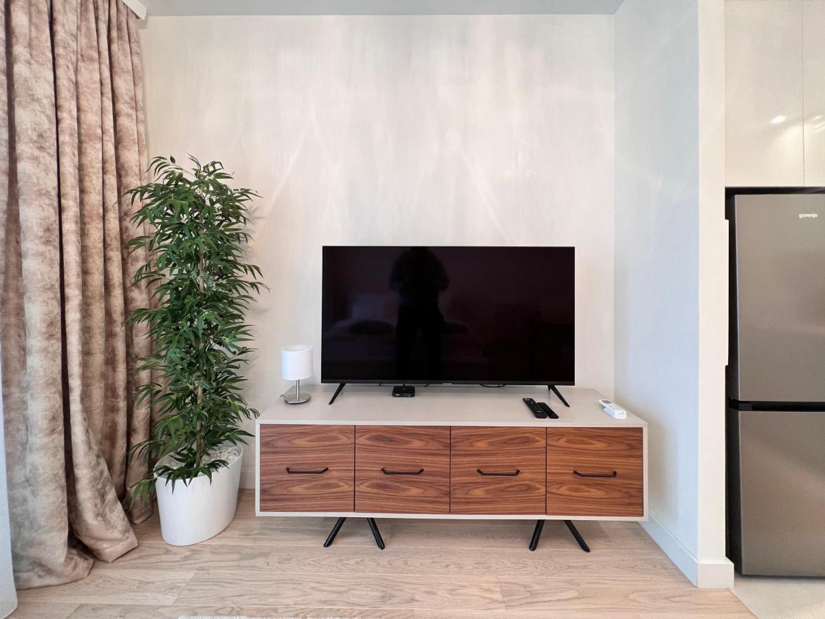 Waterfront Luxury Suites Beograd Eksteriør billede
