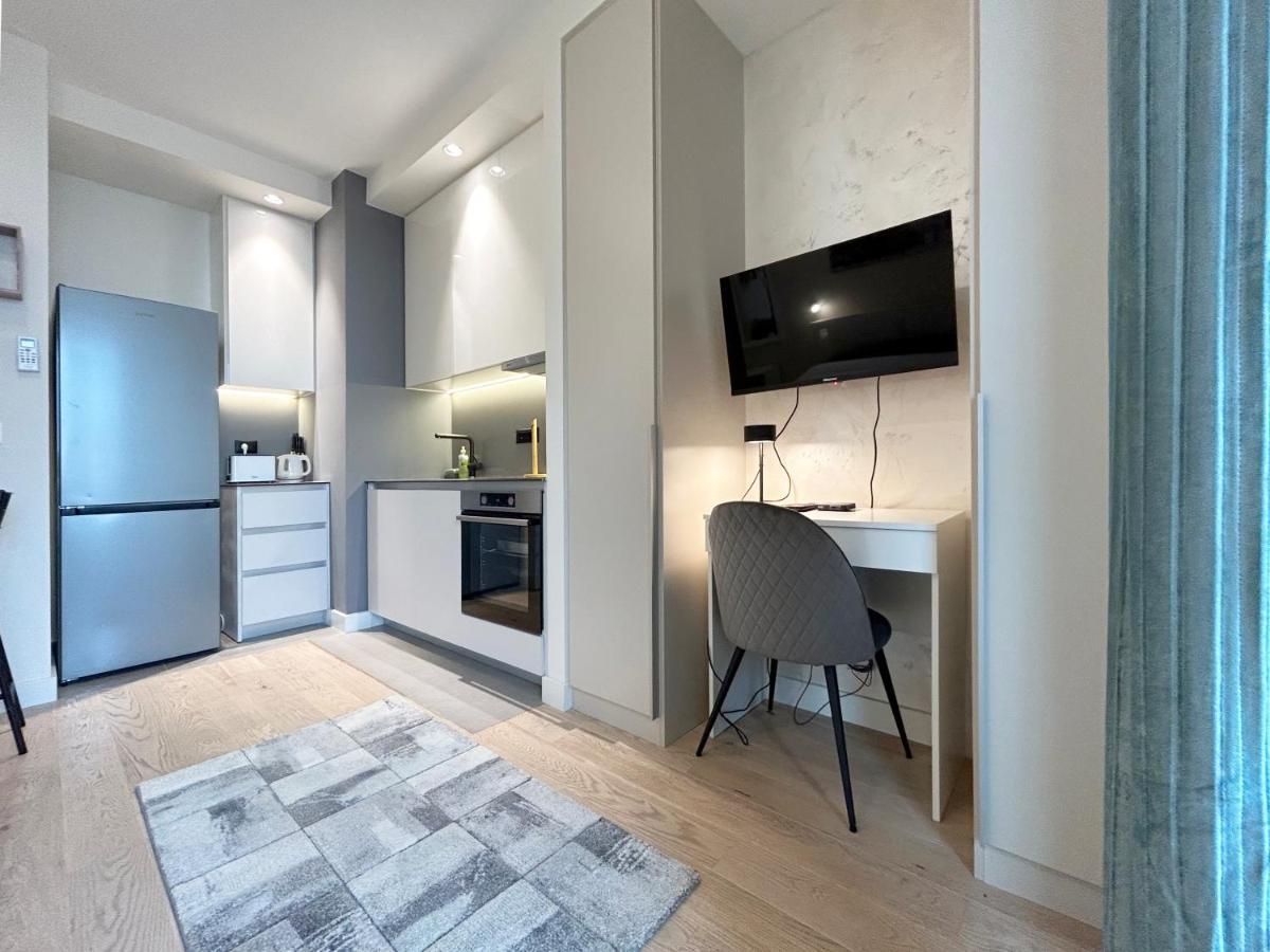 Waterfront Luxury Suites Beograd Eksteriør billede
