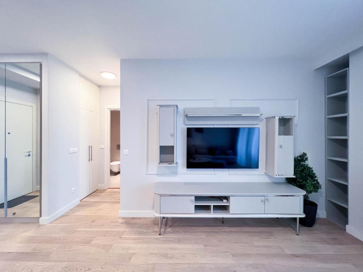 Waterfront Luxury Suites Beograd Eksteriør billede