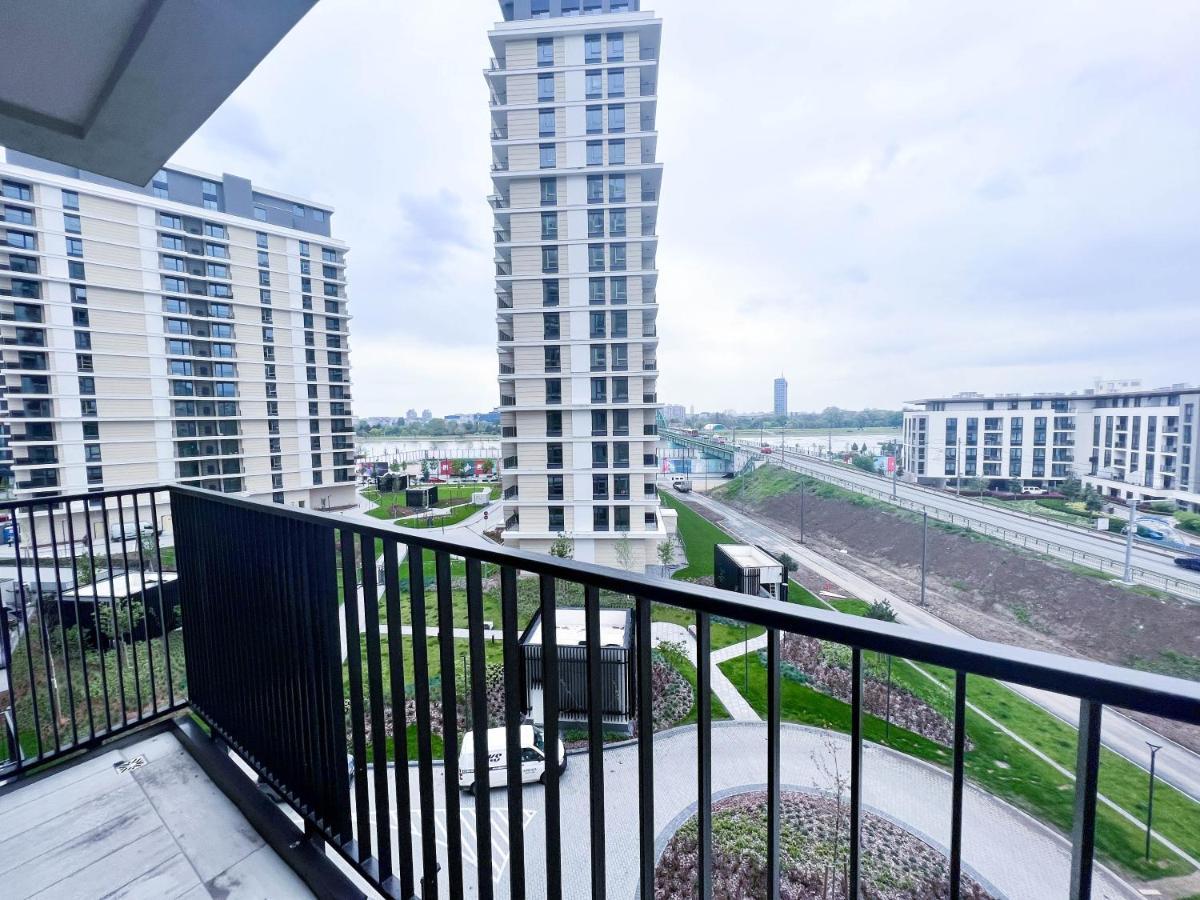 Waterfront Luxury Suites Beograd Eksteriør billede