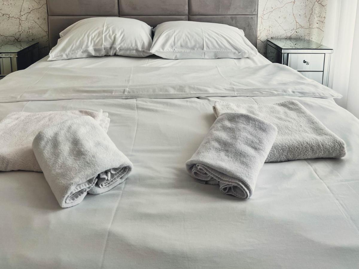 Waterfront Luxury Suites Beograd Eksteriør billede