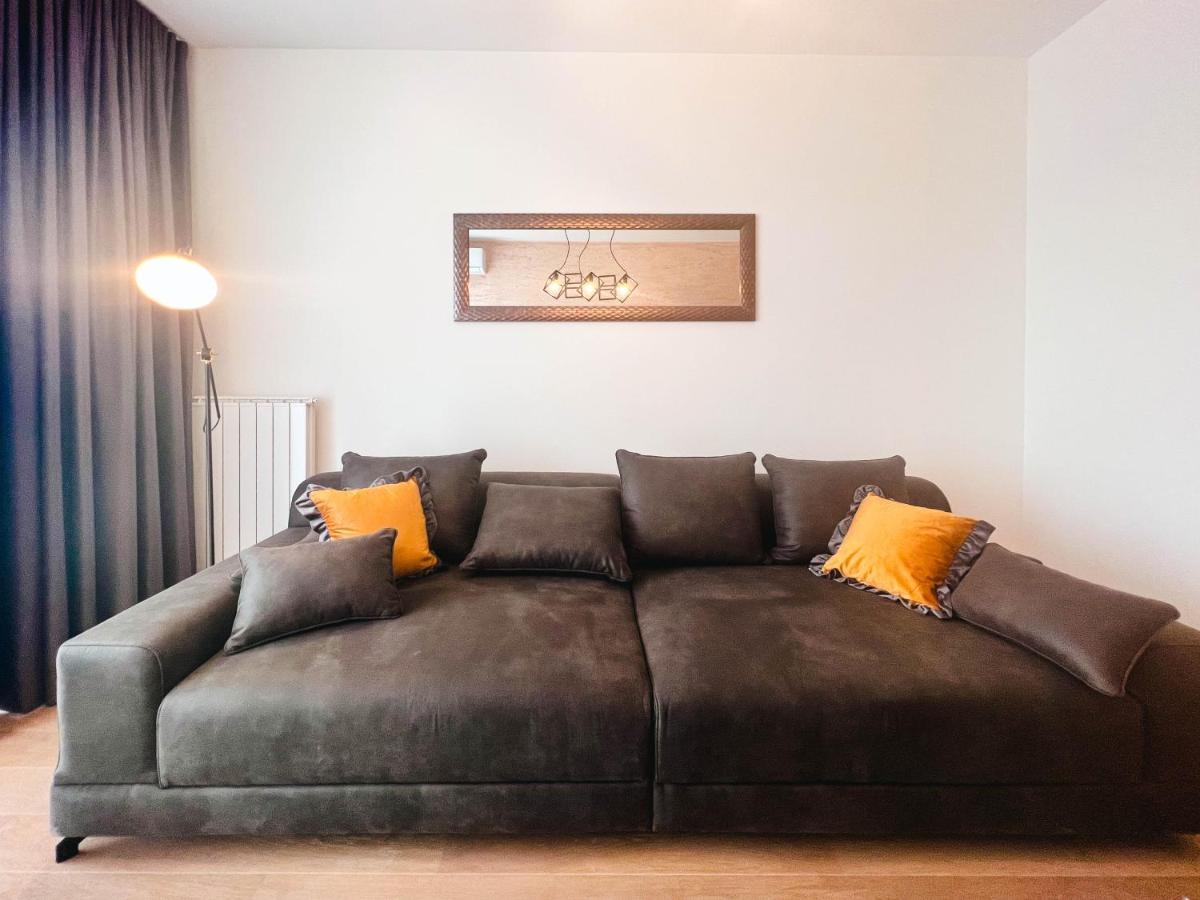 Waterfront Luxury Suites Beograd Eksteriør billede