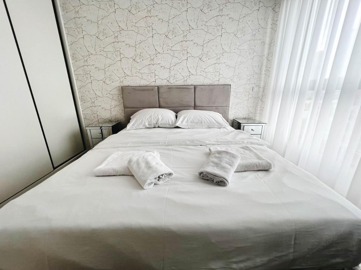 Waterfront Luxury Suites Beograd Eksteriør billede