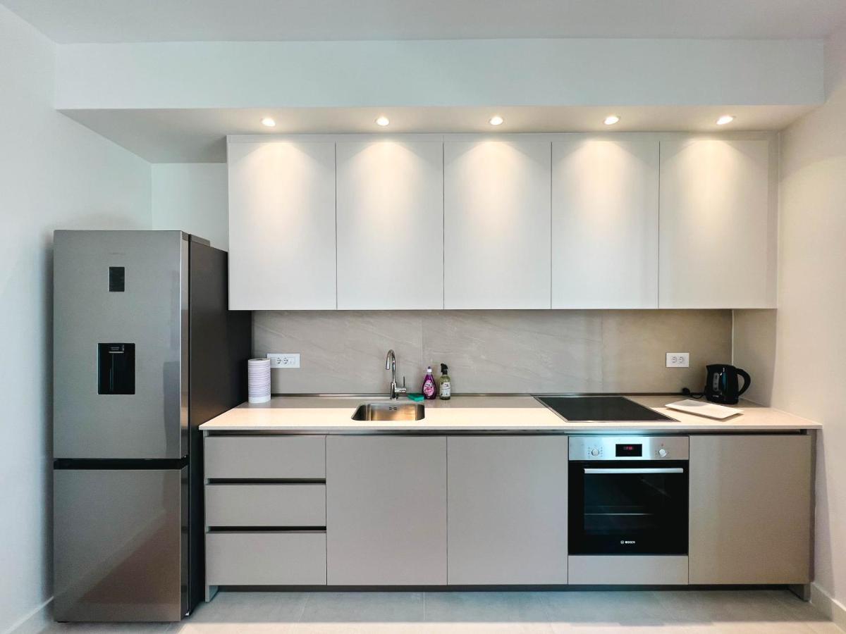Waterfront Luxury Suites Beograd Eksteriør billede